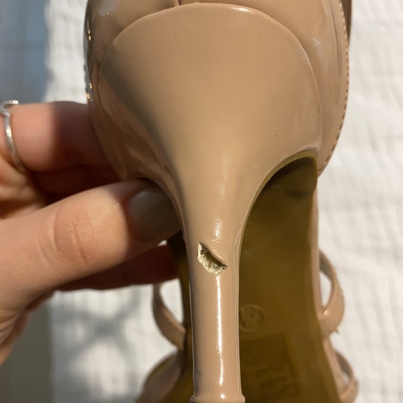 david’s bridal strappy sandal - Picture 4 of 5